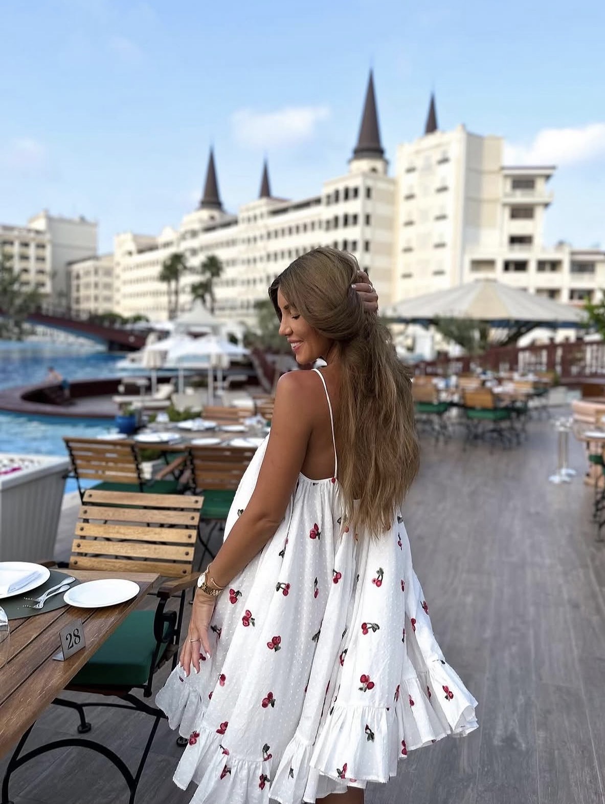 MON CHÉRI Dress